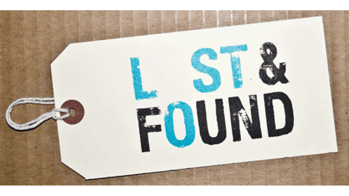 Lost and found. Lost found в отеле. Lost & found рисунок. Потерянные вещи картинка.